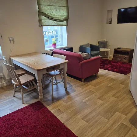 Lovely Cosy 2 In Shared Flat - Homestay Carlisle (Cumbria)